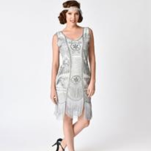 Unique Vintage Dresses & Skirts - Unique Vintage 1920s Deco Silver Beaded Fringe Cam